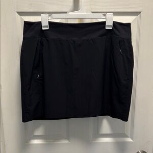 Athleta SoHo Black Athletic Skirt with Pockets